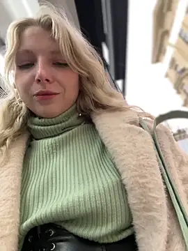 EveLittleSinner online show from October 2025 02:26:02 PM