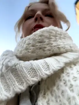 EveLittleSinner online show from October 2025 02:40:02 PM