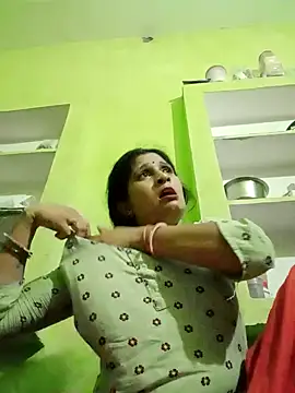 Hot-piuy online show from September 2025 08:54:01 PM