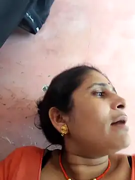 Hot-piuy online show from September 2025 07:09:02 AM