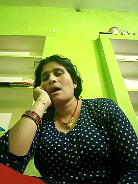 Hot-piuy online show from September 2025 05:21:01 AM