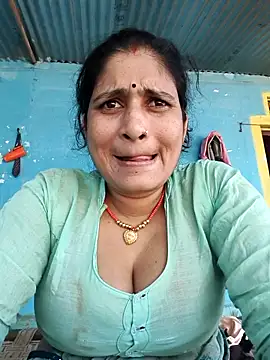 Hot-piuy online show from September 2025 08:50:01 AM