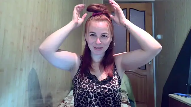 Kisa26311 online show from September 2025 10:28:01 AM