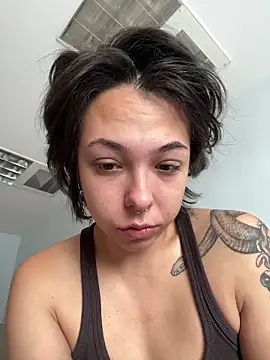 Snapshot of Kitty5348 chatting on October 2025 08:37:01 AM Kitty5348 online show from October 2025 08:37:01 AM