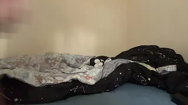 Snapshot of Kitty5348 chatting on April 2026 12:27:01 PM Kitty5348 online show from April 2026 12:27:01 PM