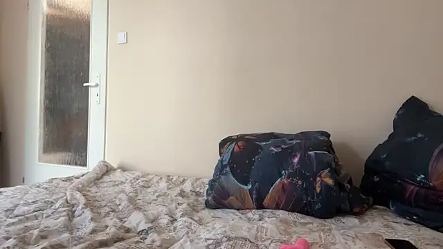 Snapshot of Kitty5348 chatting on April 2026 02:32:02 PM Kitty5348 online show from April 2026 02:32:02 PM