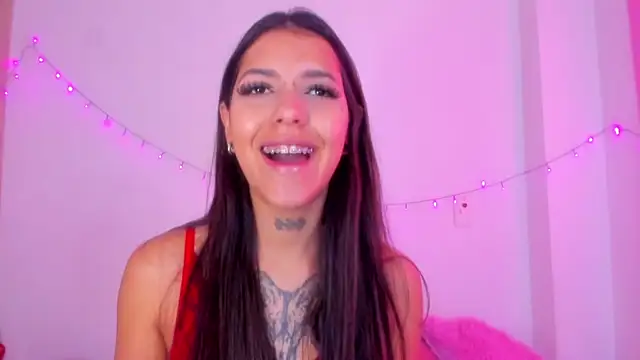 Abby roussee online show from November 2025 03:01:02 PM