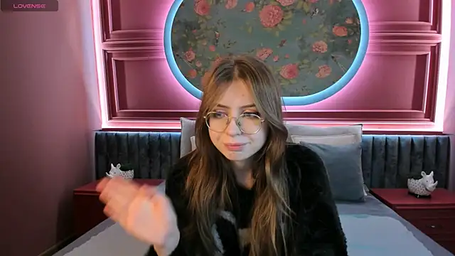 Snapshot of Grace_blush chatting on October 2025 06:36:01 AM Grace blush online show from October 2025 06:36:01 AM