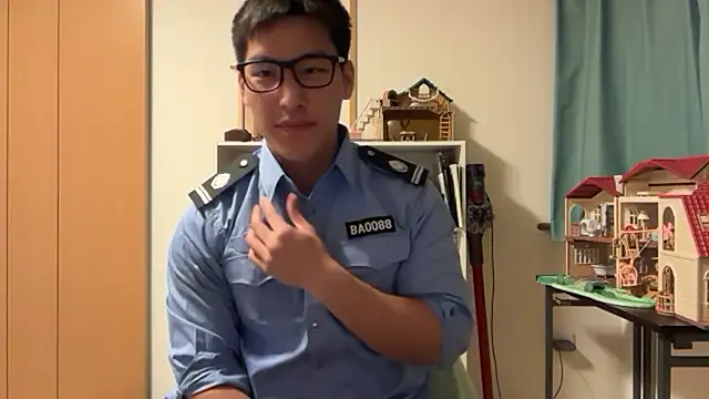 Snapshot of masucle216 chatting on April 2026 01:36:01 PM masucle216 online show from April 2026 01:36:01 PM