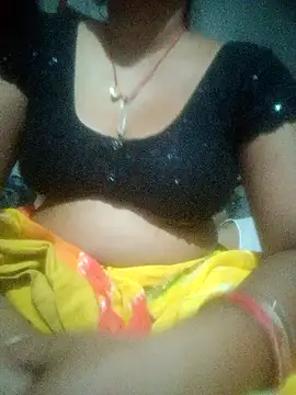 Snapshot of cut_renukadevi chatting on September 2025 03:34:02 PM cut renukadevi online show from September 2025 03:34:02 PM