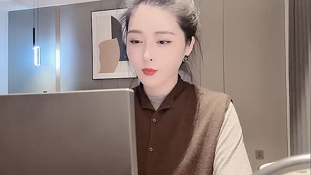 Snapshot of Ianxuan chatting on October 2025 06:03:01 AM Ianxuan online show from October 2025 06:03:01 AM