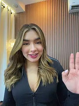 Snapshot of jenn_fit chatting on April 2026 11:10:01 PM jenn fit online show from April 2026 11:10:01 PM