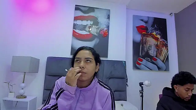 violet and myers online show from October 2025 11:42:02 AM