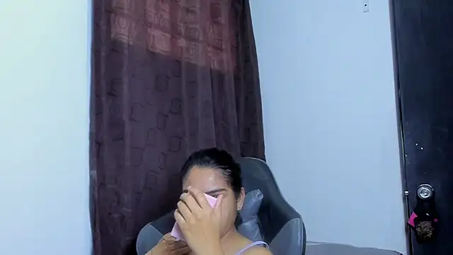 violet and myers online show from December 2025 01:16:02 PM