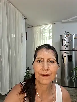 Snapshot of swity_foster chatting on February 2026 02:48:02 PM swity foster online show from February 2026 02:48:02 PM