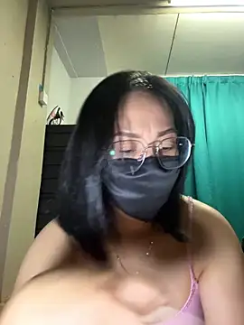 melyiaaa online show from March 2026 03:41:02 PM