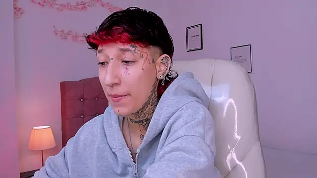 Snapshot of Luci_Rose chatting on March 2026 09:32:02 PM Luci Rose online show from March 2026 09:32:02 PM