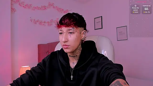 Snapshot of Luci_Rose chatting on April 2026 05:07:01 PM Luci Rose online show from April 2026 05:07:01 PM