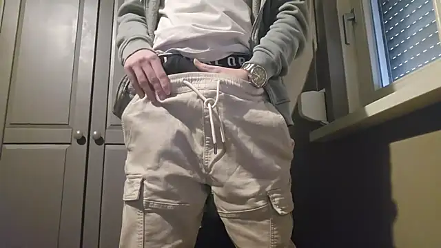 Trekkerboi online show from December 2025 01:27:01 PM