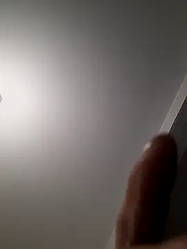 lukeluke69 online show from February 2026 08:32:01 PM