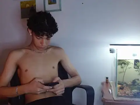 Xtremeplay 18 online show from September 2025 08:44:02 PM