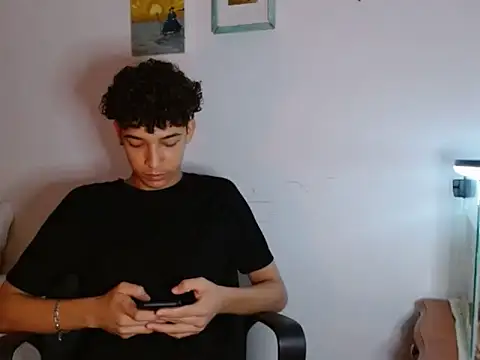 Xtremeplay 18 online show from September 2025 05:12:01 AM