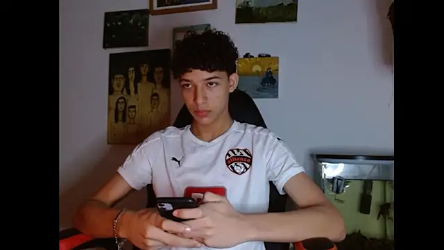 Xtremeplay 18 online show from October 2025 09:22:01 PM