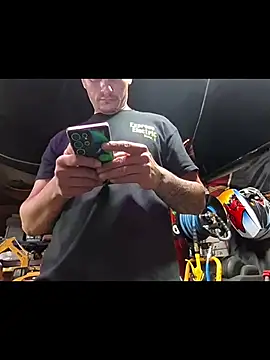 twistafatpipe online show from October 2025 11:27:01 PM