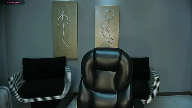 Snapshot of NataliaGaret chatting on November 2025 03:12:01 AM NataliaGaret online show from November 2025 03:12:01 AM