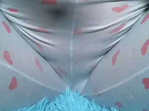 Snapshot of Darkplay_extreme chatting on October 2025 12:33:01 AM Darkplay extreme online show from October 2025 12:33:01 AM