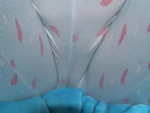 Snapshot of Darkplay_extreme chatting on November 2025 01:13:01 PM Darkplay extreme online show from November 2025 01:13:01 PM