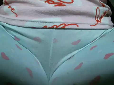 Snapshot of Darkplay_extreme chatting on December 2025 01:40:02 PM Darkplay extreme online show from December 2025 01:40:02 PM