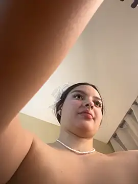 AriaHeavenss online show from October 2025 12:42:01 AM