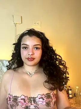 AriaHeavenss online show from October 2025 12:22:02 AM