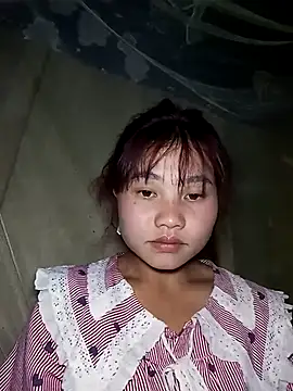 EllyBaby20 online show from October 2025 04:52:02 PM