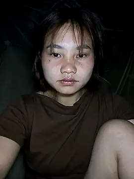 EllyBaby20 online show from April 2026 11:48:01 PM