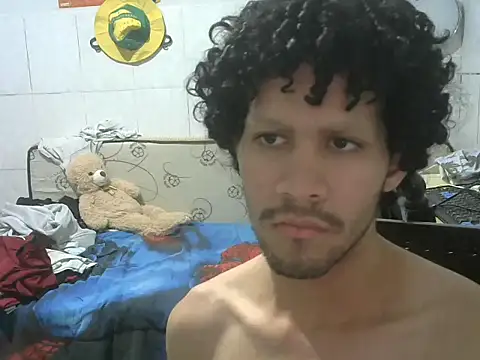 Snapshot of PhillipLype chatting on April 2026 07:23:01 PM PhillipLype online show from April 2026 07:23:01 PM