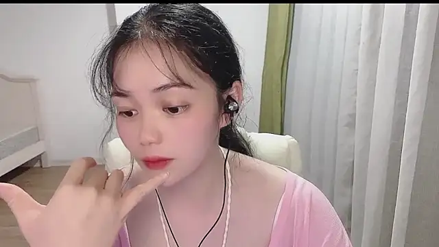 Snapshot of zora-168 chatting on September 2025 03:02:01 PM zora-168 online show from September 2025 03:02:01 PM