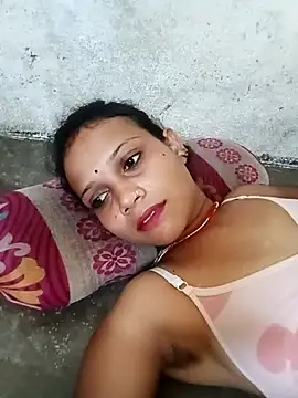 Snapshot of Chandni_Love143 chatting on September 2025 04:14:02 AM Chandni Love143 online show from September 2025 04:14:02 AM