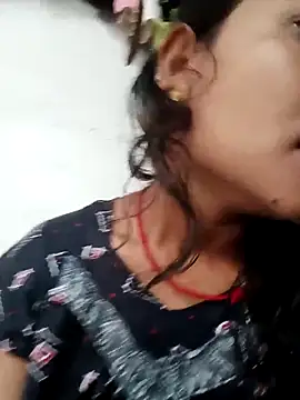 Snapshot of Chandni_Love143 chatting on October 2025 05:26:02 AM Chandni Love143 online show from October 2025 05:26:02 AM