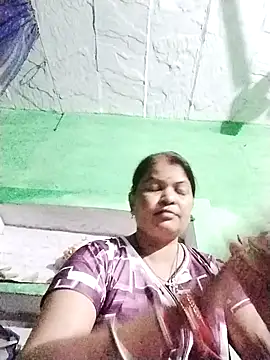 Snapshot of Bhavna_hot chatting on September 2025 10:37:02 PM Bhavna hot online show from September 2025 10:37:02 PM