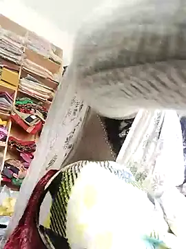 Snapshot of Bhavna_hot chatting on December 2025 10:20:02 AM Bhavna hot online show from December 2025 10:20:02 AM