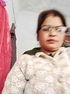 Snapshot of Bhavna_hot chatting on December 2025 10:57:01 AM Bhavna hot online show from December 2025 10:57:01 AM