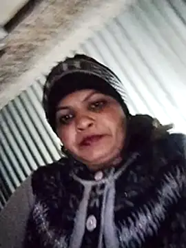 Snapshot of Bhavna_hot chatting on December 2025 02:24:02 PM Bhavna hot online show from December 2025 02:24:02 PM