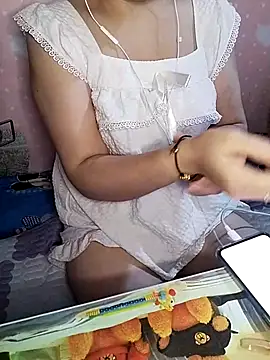 Kuncute online show from September 2025 04:23:01 AM