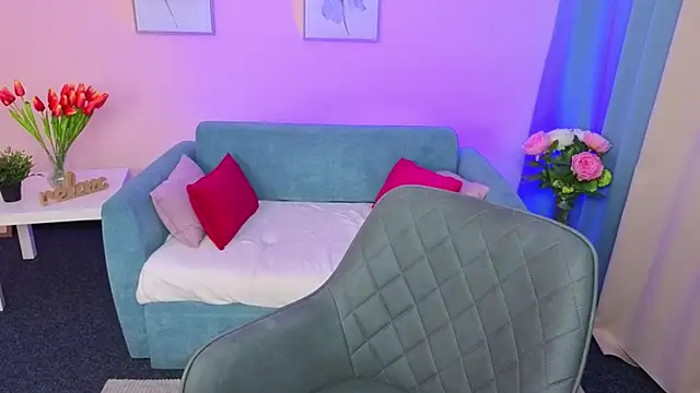 evafolver online show from November 2025 07:30:02 AM