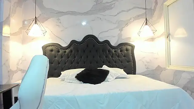 anna2809 online show from September 2025 12:30:01 PM