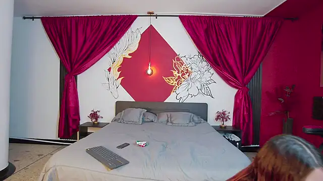 Maylu Fox online show from October 2025 12:41:02 PM