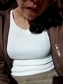 Snapshot of Sinejdk3 chatting on September 2025 11:33:02 AM Sinejdk3 online show from September 2025 11:33:02 AM