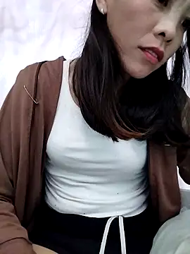 Snapshot of Sinejdk3 chatting on September 2025 09:09:02 PM Sinejdk3 online show from September 2025 09:09:02 PM